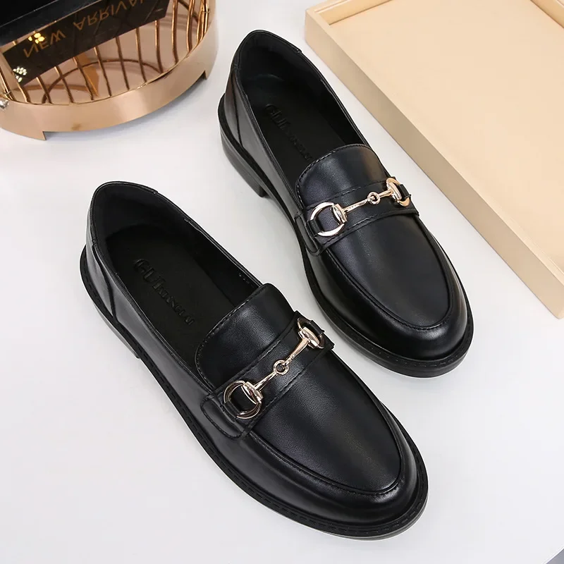 Women Loafers 2023 Spring British Style Women Leather Shoes Fashion Metal Buckle Thick Heel Shoes Retro Style Office Lady Shoes