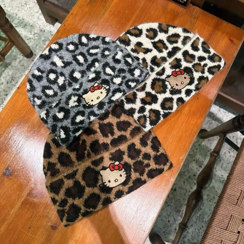 

Y2k spicy girls Sanrio Hello Kitty Knitted Hat Winter warm ear protection plush cold hat Grey leopard print hat birthday Gifts