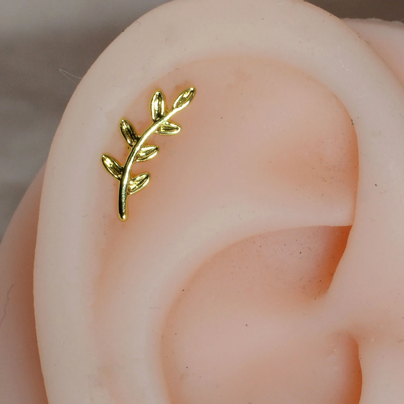 1PC Stainless Steel Star Flowe - Tragus Flat Back 评论和价格
