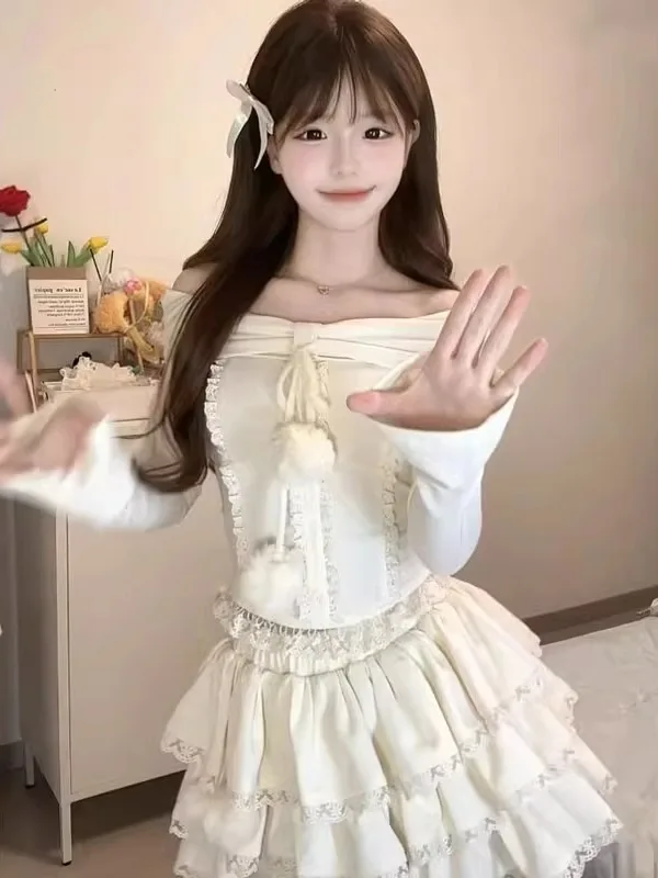 

Chic Shoulder Bared Two-Piece Set Women's Fashion Gentle Style Short Skirt Comfortable Long Sleeve round Neck Cotton Casual O...