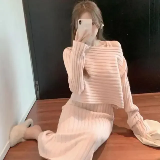 

Skirt Stylish Sweater Dress Women's Wear French Chic Thickened Sweater Set New Fashionable Dress Two-Piece Set Base