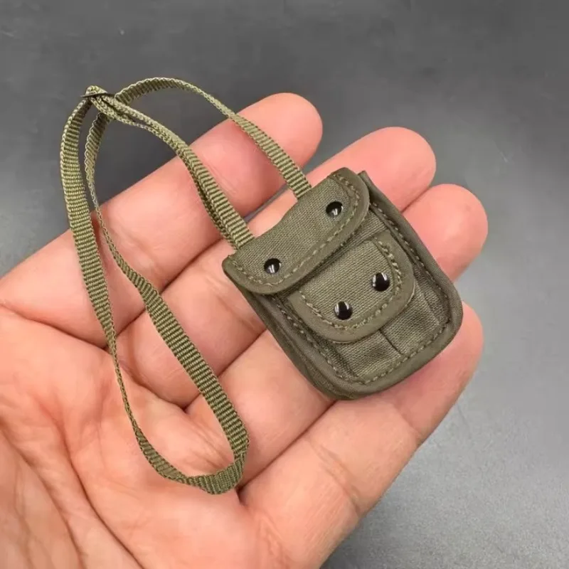 

1942 SoldierStory SS140 1/6 Scale Multi Functional Green Shoulder Bag Model for 12'' Action Figures Body Decor