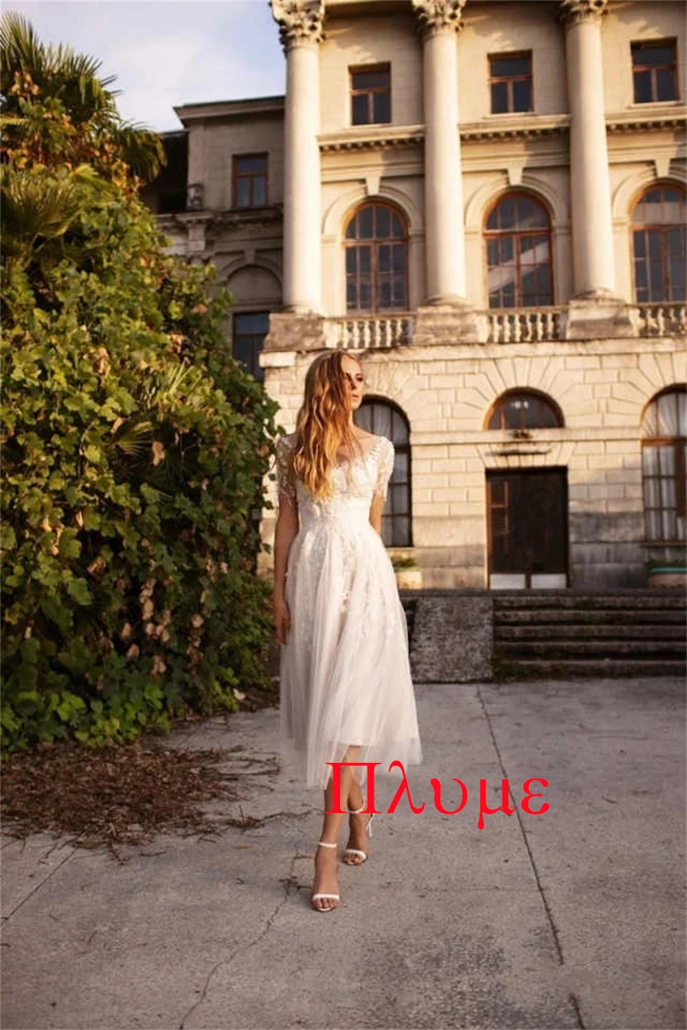 Customized Exquisite Luxury Temperament  Charming Romantic Wedding Dress  White Tulle A-line Sweetheart Knee Length Dresses