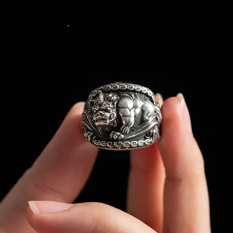 Retro Pixiu Ring Literary and Ethnic Style Old Qilin Men Index Finger Personalized Domineering Finger Ring Electroplating Folk