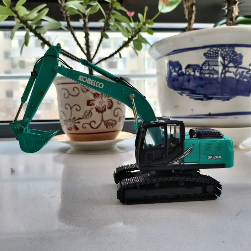Diecast 1/50 Scale KOBELCO SK200-12 Excavator Model Classics Adult