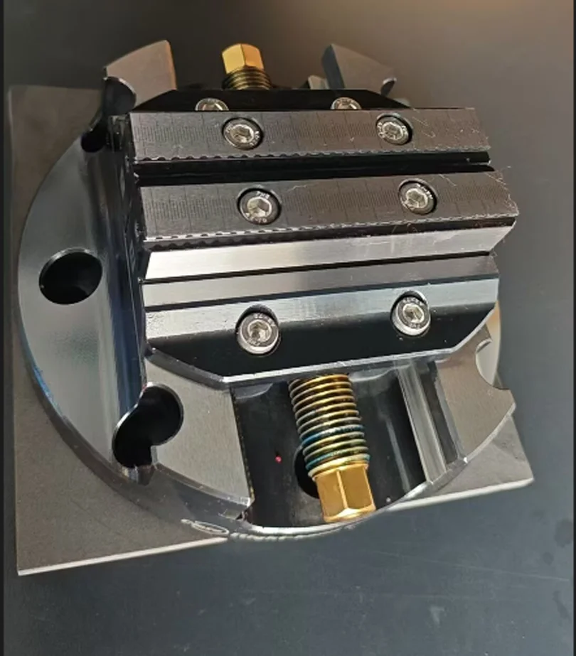 1pc DJ-AIX5-D200  Four-axis five-axis fixture CNC processing Center zero point disc type Whole self-centering vise