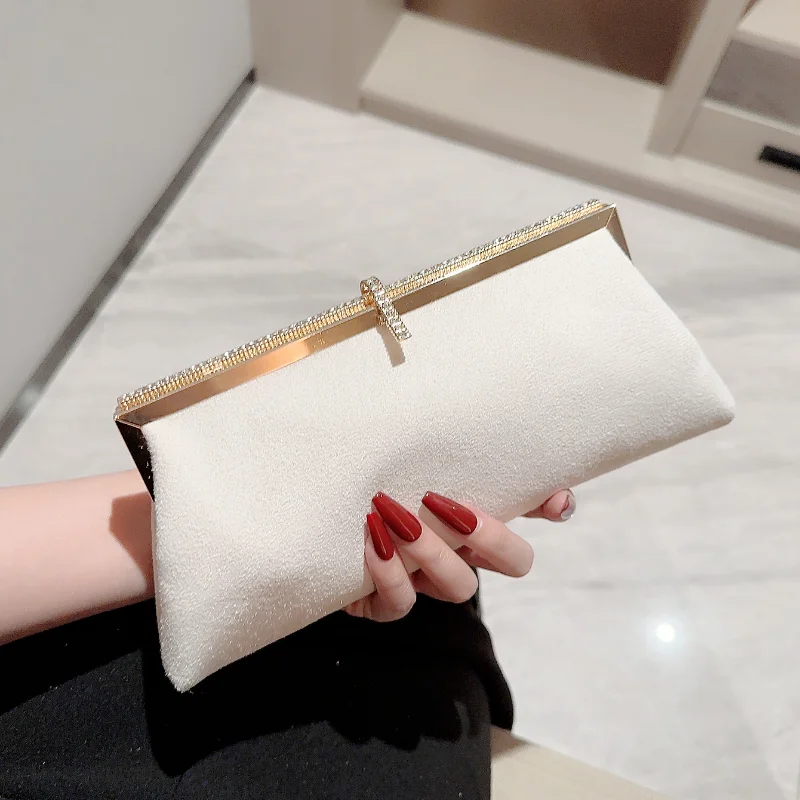 High-end Women Velvet Evening Bag New Fashion Fish Hook Lock Clutch Purses Female Handbags Chain Shoulder Bags for Wedding Party