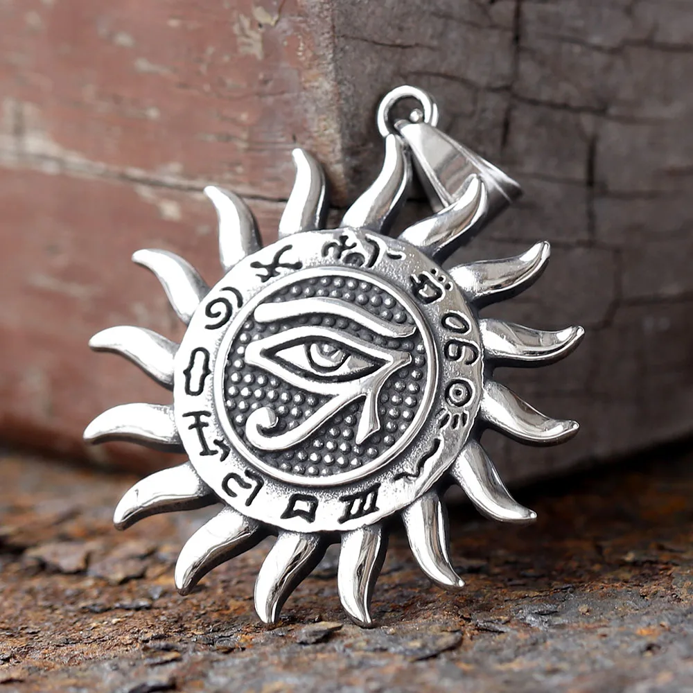 2024 Vintage New Trendy Egyptian Eye of Horus Pendant Sun Pattern Men\'s Cool Ethnic Style Jewelry For Men