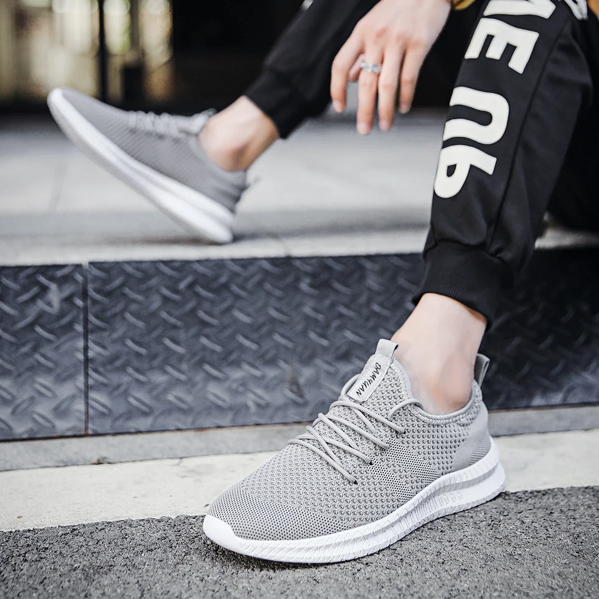 Hot Sale Ultralight Comfortable Casual Shoes Couple Unisex Breathable Walking Sneakers Soft designed for men women Size 36-46