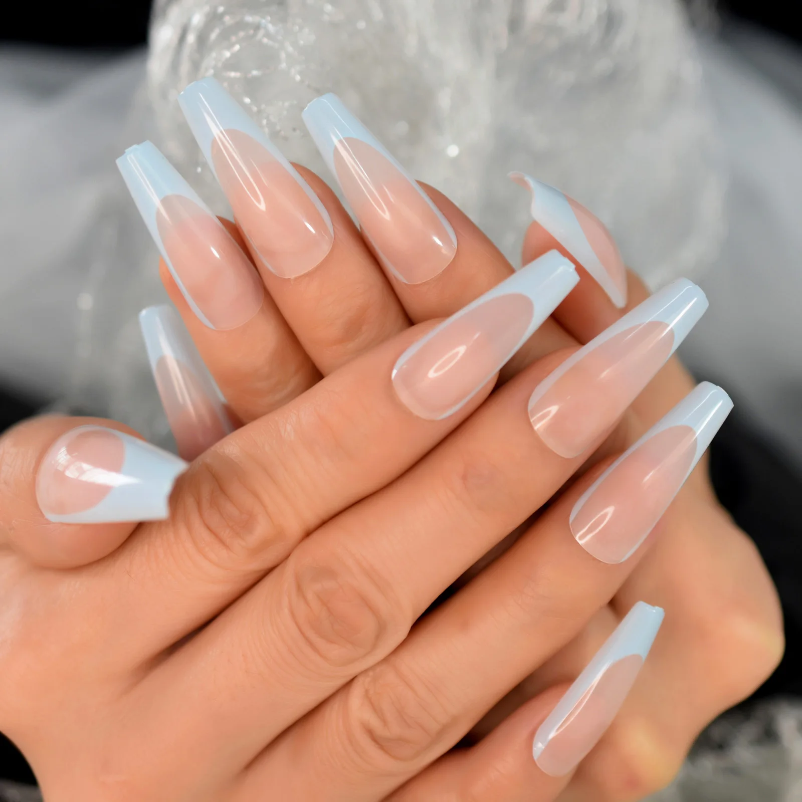 Stampa francese extra lunga lucida azzurra su unghie finte Ballerina nuda Bara Stampa sulle unghie Suggerimenti per nail art con copertura completa