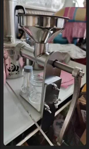 

Ручной пресс для масла из нержавеющей стали, бытовая машина для прессования рапсового масла, пресс для растительного рапсового кунжутного масла