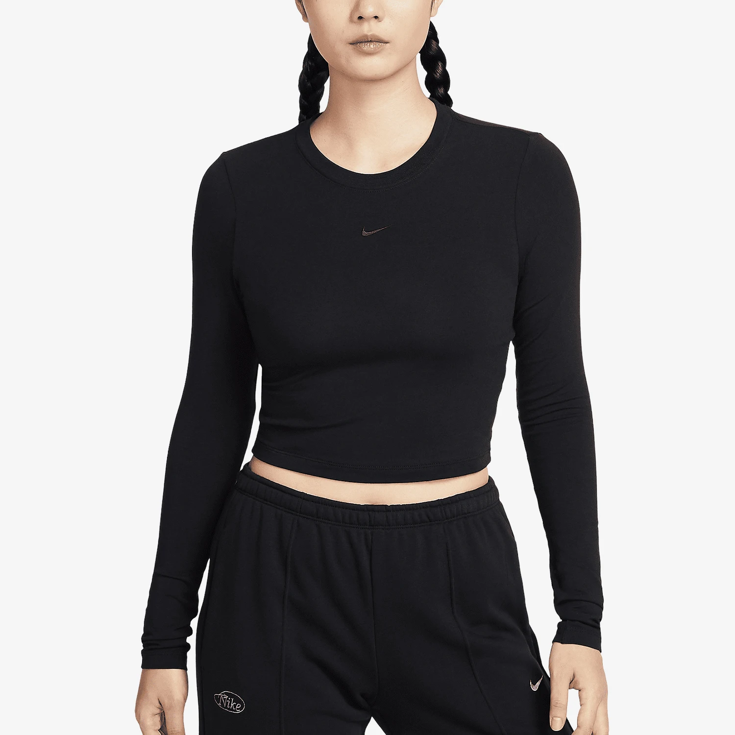 

Nike Official Street Dance Series Women's Slim Fit Long Sleeve Short T-Shirt HF5323-010