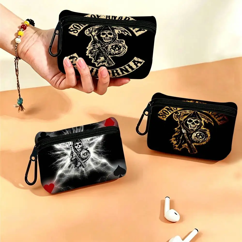 S-Sons O-Of A-Anarchy TV Compact Oxford Cloth Coin Purse Detachable Carabiner Hook Portable Key Card Organizer Pouch