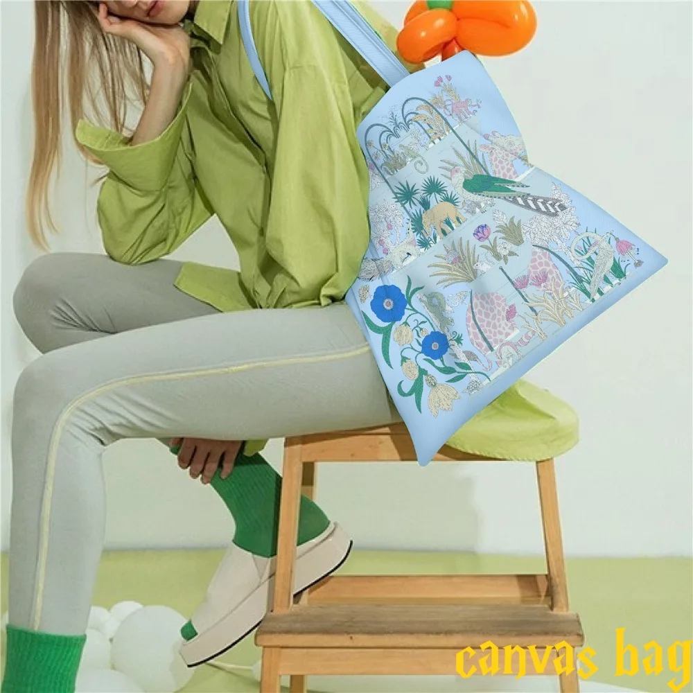 

New Animal Giraffe Elephant Plant Flower Canvas Bag Women's Handheld Cloth Bag Student Carrying Book Bag Shoulder Bag