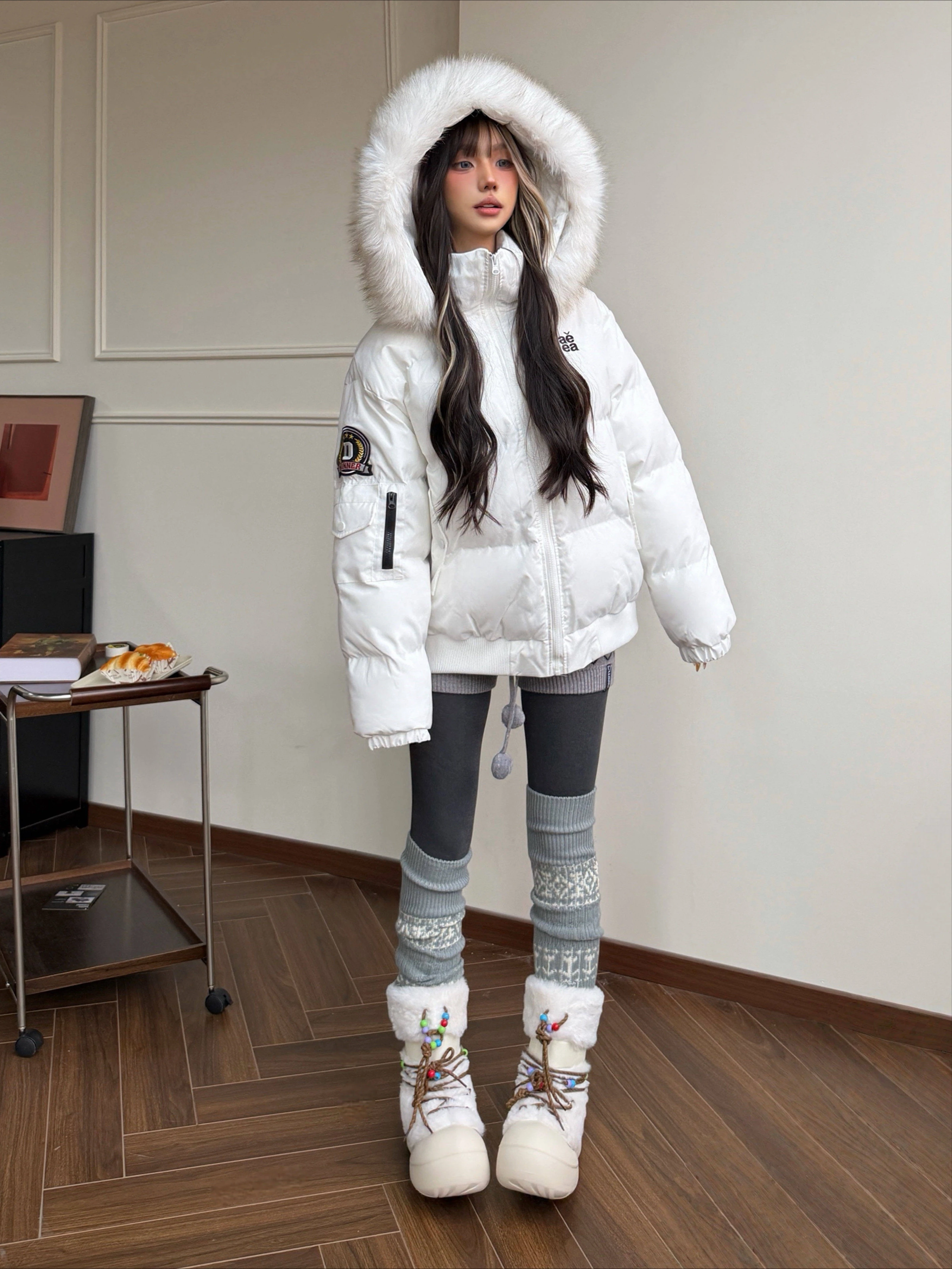 Winter College Street Cropped Hooded Faux Fur Trim Puffer Parka Women Patch Detail Epaulet Loose Thick Warm Coat Casual Outfit