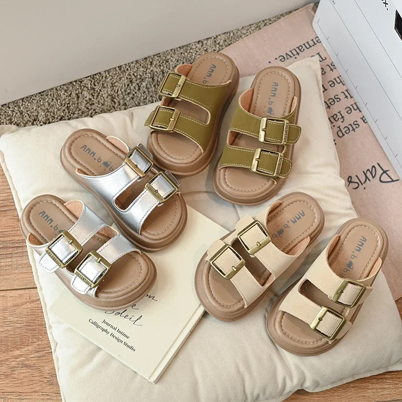 

2025 Summer New Children Slippers for Girls Fashionable Comfortable Soft Sole Korean Style Versatile Anti-slippery Beach Shoes