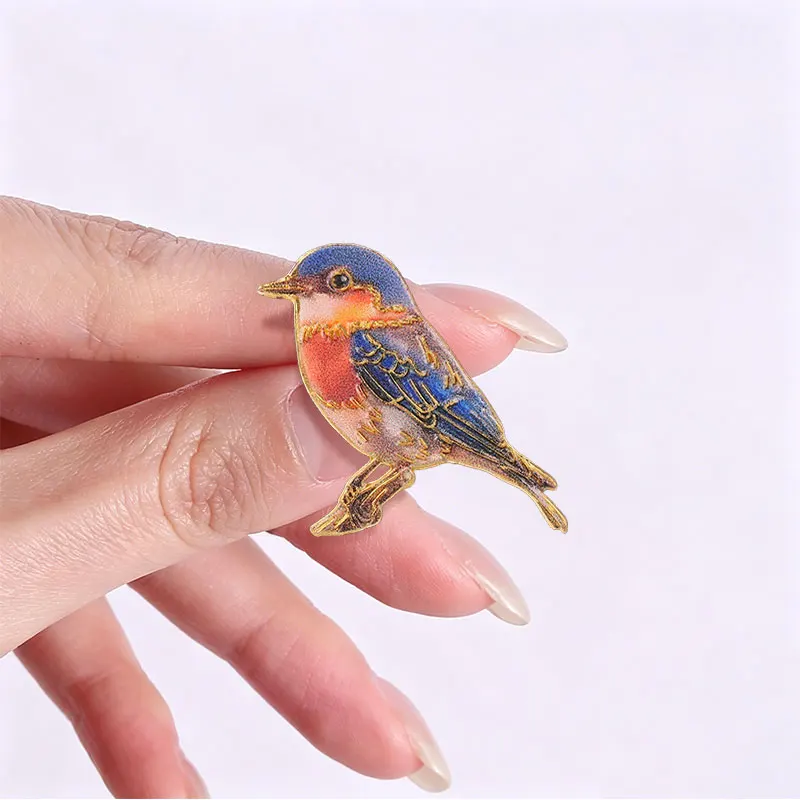 Realistische Aquarell-Tier-UV-Druck-Abzeichen Blauer Vogel Wolfskopf Anstecknadeln Naturkunst Metallbroschen Anstecknadel-Set Geschenk – Detail 6