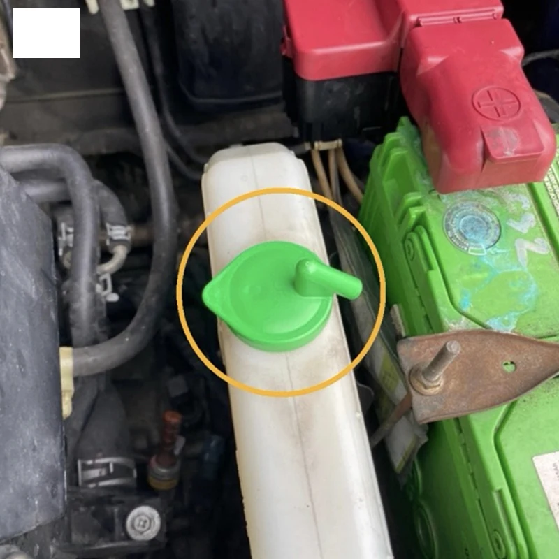 Car Radiator Coolant Expansion Tank Cap Cover17932-63J00 For Suzuki Swift 2005-2010 Splash Vitara S-Cross Grand Vitara 2007-2015