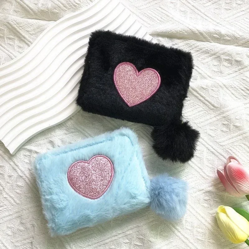 Koreańskie śliczne pluszowe portfele damskie haft w kształcie serca zamek błyskawiczny portmonetki dziewczęce etui na karty Kawaii kopertówki z
