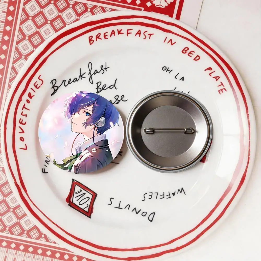 M-Makoto P-Persona Badge Tinplate Soft Button Pin Brooch Metal Badge Custom Jewelry Accessories Hat Bag Lapel
