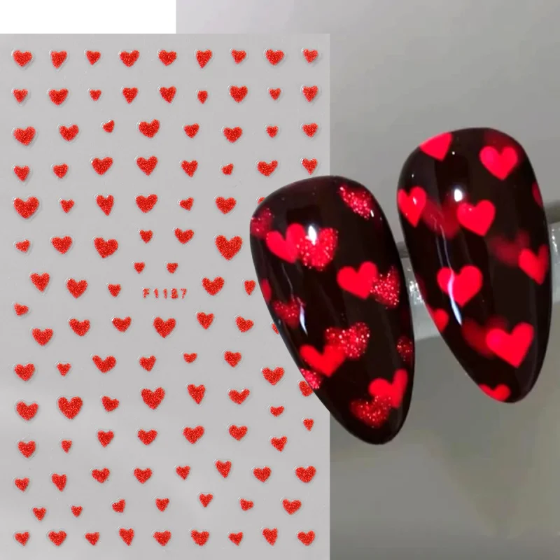 ملصقات أظافر لامعة لعيد الحب مختلطة باللون الأحمر والوردي على شكل قلب الحب، شارات لاصقة لطيفة على شكل قلب صغير لإكسسوارات ديكور الأظافر