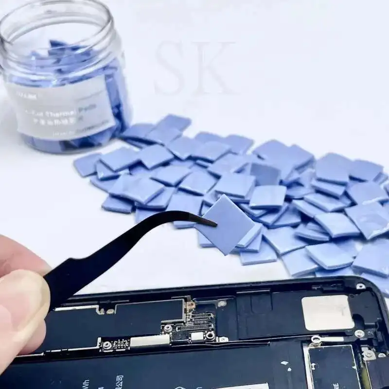 Thermal Conductive Silicone Insulation Adhesive Sheet Suitable for Graphics Cards Video Memory Chips and IC 12*12mm