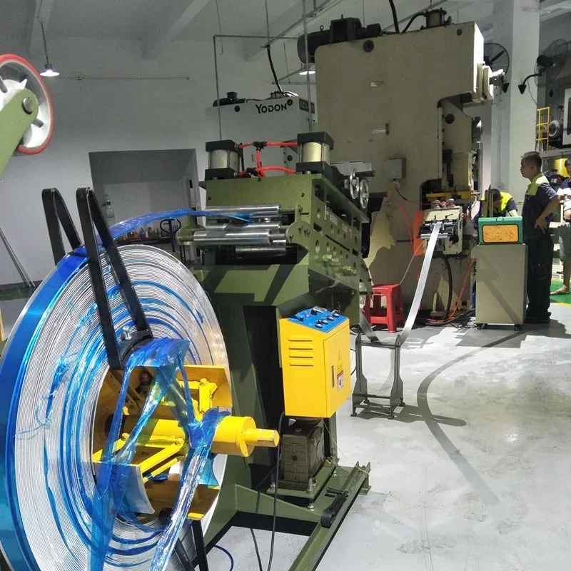 Mesin Pelurus Gulungan Otomatis Pneumatik, Mesin Pelurus Logam Strip Baja, Komponen Inti Motor