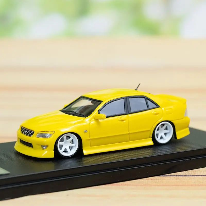 

SH 1:64 Scale Toyota Altezza XE10 Bite Shark Resin Car Model Collectible Toy Gift Souvenir Display Ornament