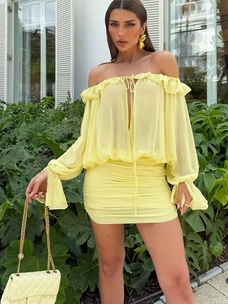 فساتين نسائية صغيرة فرنسية شبكية من Kliou فساتين عصرية متينة مكشوفة الأكتاف بأشرطة مطوي على الورك فستان نسائي شعبي للشارع