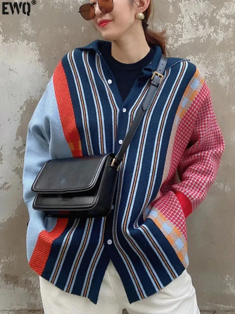 

[EWQ] Big Size Knitted Cardigan Women 2024 Spring Korean Chic Tops Versatile Patchwork Contrast Color Plaid Sweater Coat Female