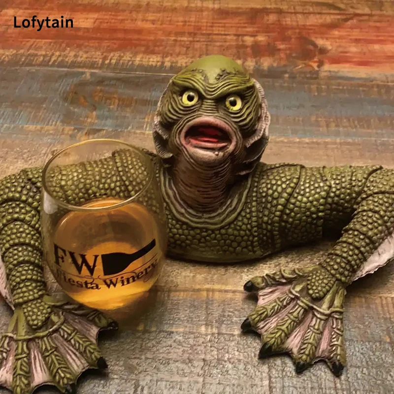 Creature from the Black Lagoon Grave Figure Model Cosplay Lizard Man Monster Room Outdoors Decoration Halloween Kids Gifts Props