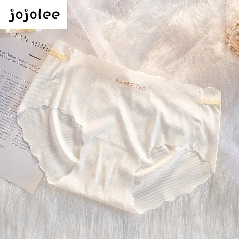 Ice silk seamless girl student solid color underwear women's summer thin breathable cotton antibacterial crotch mid-waist triang