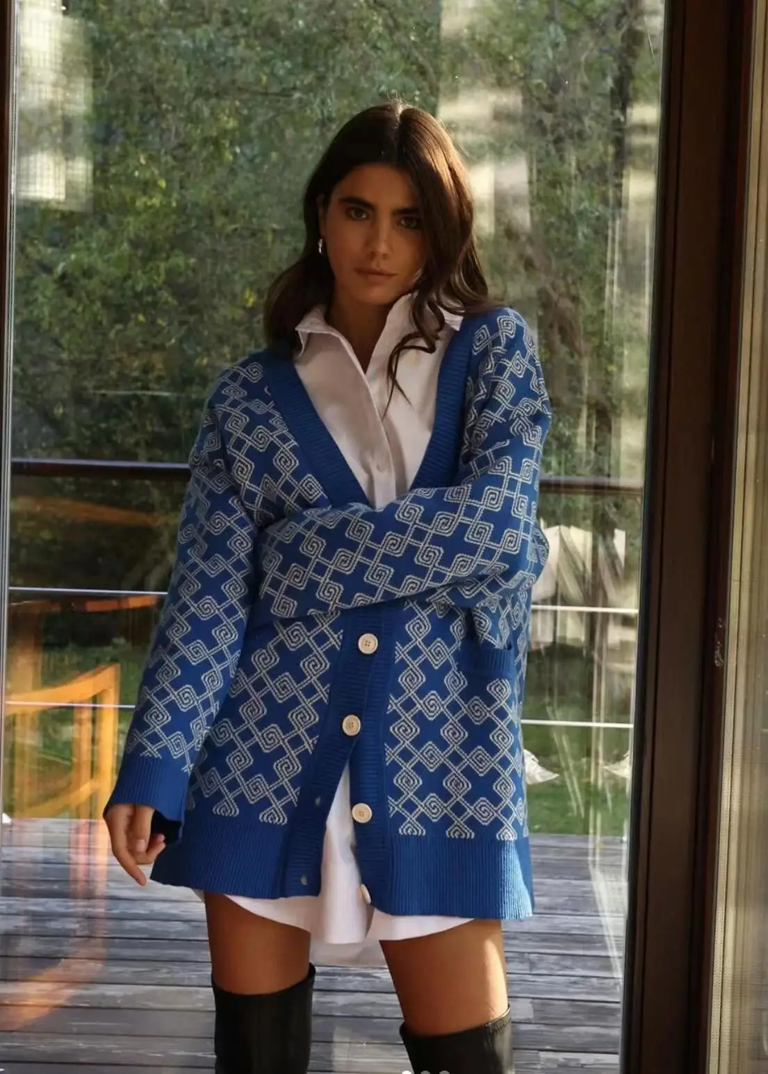 Suéter Longo Solto de Outono Inverno Cardigan Aberto Estilo de Rua Decote em V Manga Longa Suéter Tricotado em Cores para Mul...