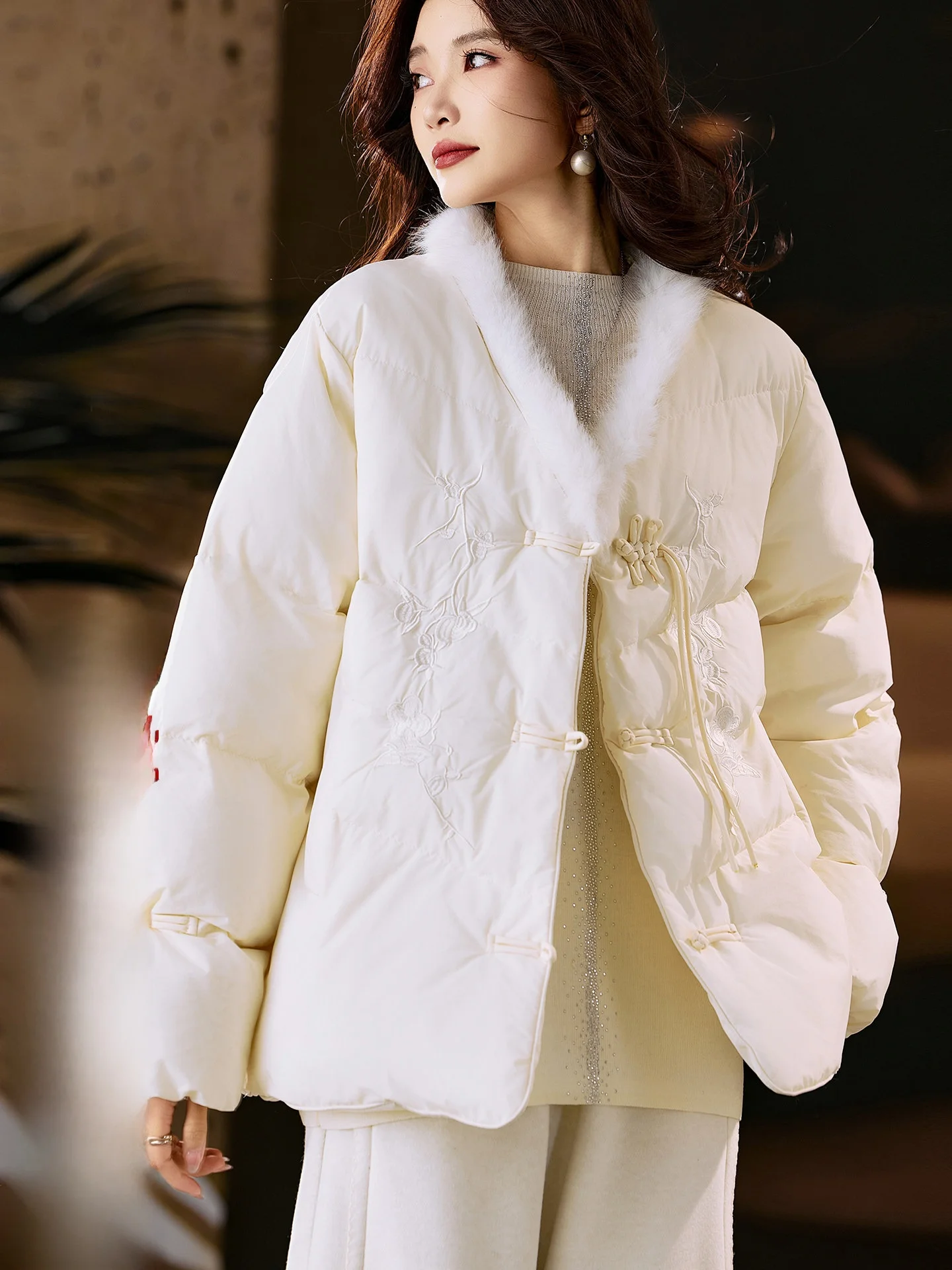 

Thiened Embroidered Patchwork Cotton Jaet Women's Winter New Sle plus Size Chinese Sle Trendy Cotton Coat V-ne Long...
