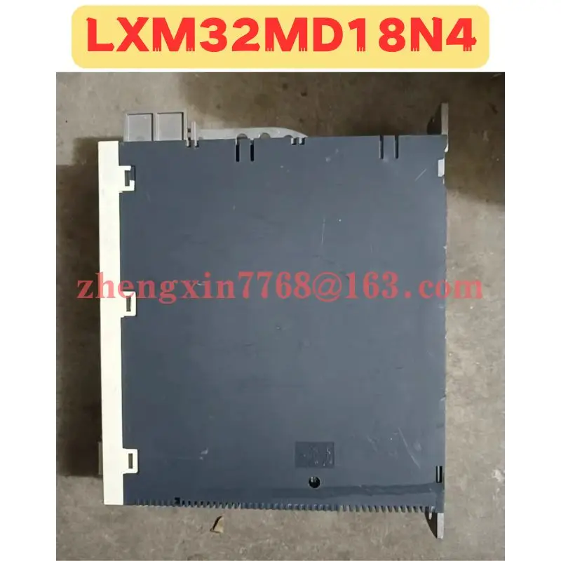 

Б/у Сервопривод LXM32MD18N4 Нормальная функция протестировано нормально