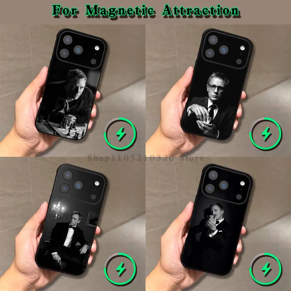 

D-Daniel C-Craig Actor Phone Case For iPhone 16,15,14,17,13,12,11,Pro,Max,Plus,E,Air,Mini Magnetic Frosted Black