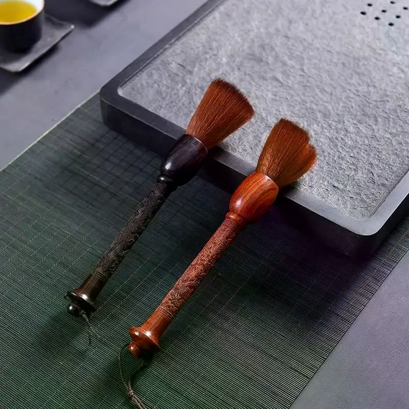 Chinese Style Cleaning Brush Hand Carved Dragon Pattern Sandalwood Handle Synthetic Fiber Brush
