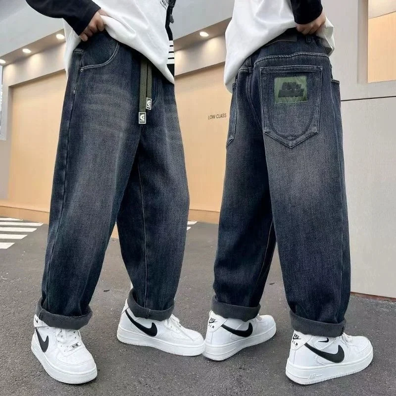 جينز للأولاد لعام 2025 في الربيع والخريف، سراويل كاجوال للأطفال متوسطة إلى كبيرة، وسيم ومتعدد الاستخدامات، سراويل للأولاد، نمط الشارع