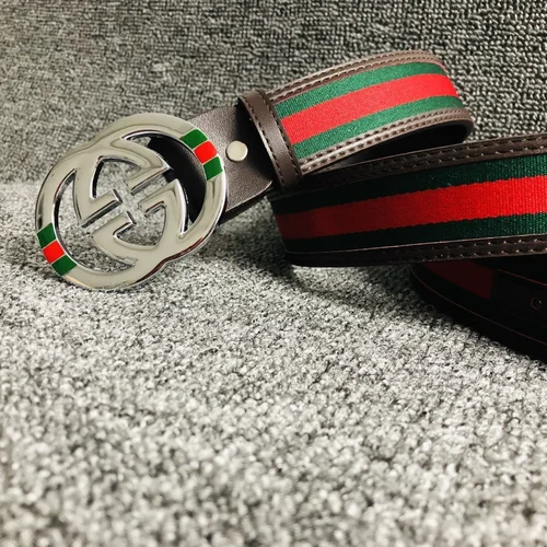 Imagen 2 del producto 2025 Nuevo cinturón unisex con rayas rojas y verdes de 3,8 cm – Pretina de diseño de lona duradera con logotipo de metal, moderno y resistente al desgaste