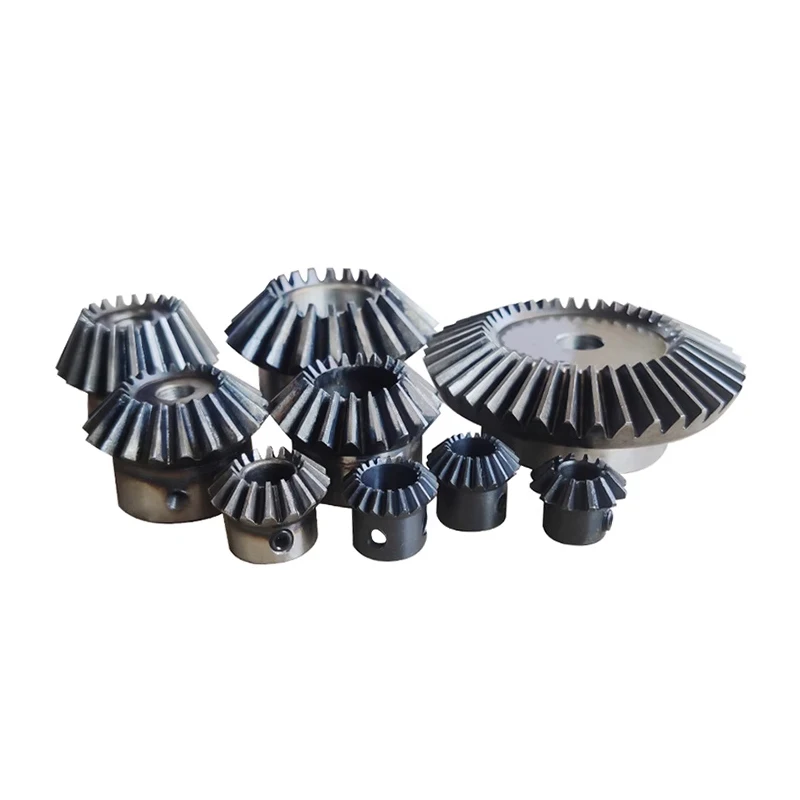 

Bevel Gear 0.5M30T 0.5M40T Hole Diameter 6mm Precision Conical Gear 90 Degrees 45# Steel Transmission Speed Ratio 1:1