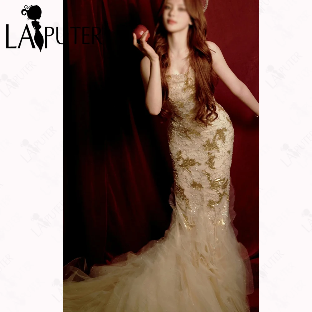 

Luxury Gold Mermaid Evening Dresses 2025 Gold Lace Ruffles Hem Prom Gown Strapless Neck Long Tail Woman Formal Dress