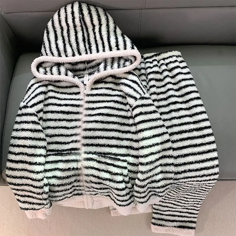 

Женская пижама из кораллового флиса с капюшоном на молнии в полоску для сна, теплая одежда, утолщенный мягкий уютный пушистый костюм с длинными брюками с длинными рукавами