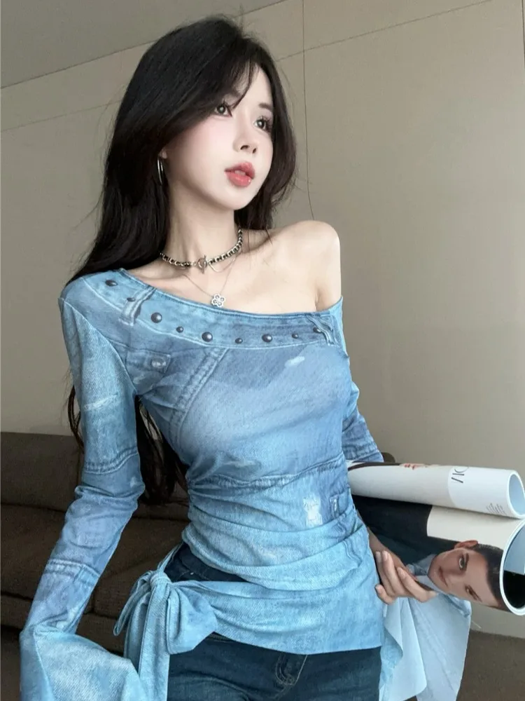 

Sexy Long Sleeve Mesh T-Shirt Shoulder Design Bell Sleeve Slim Fit Fashionable Spring Summer Top for Young Women Commute Style