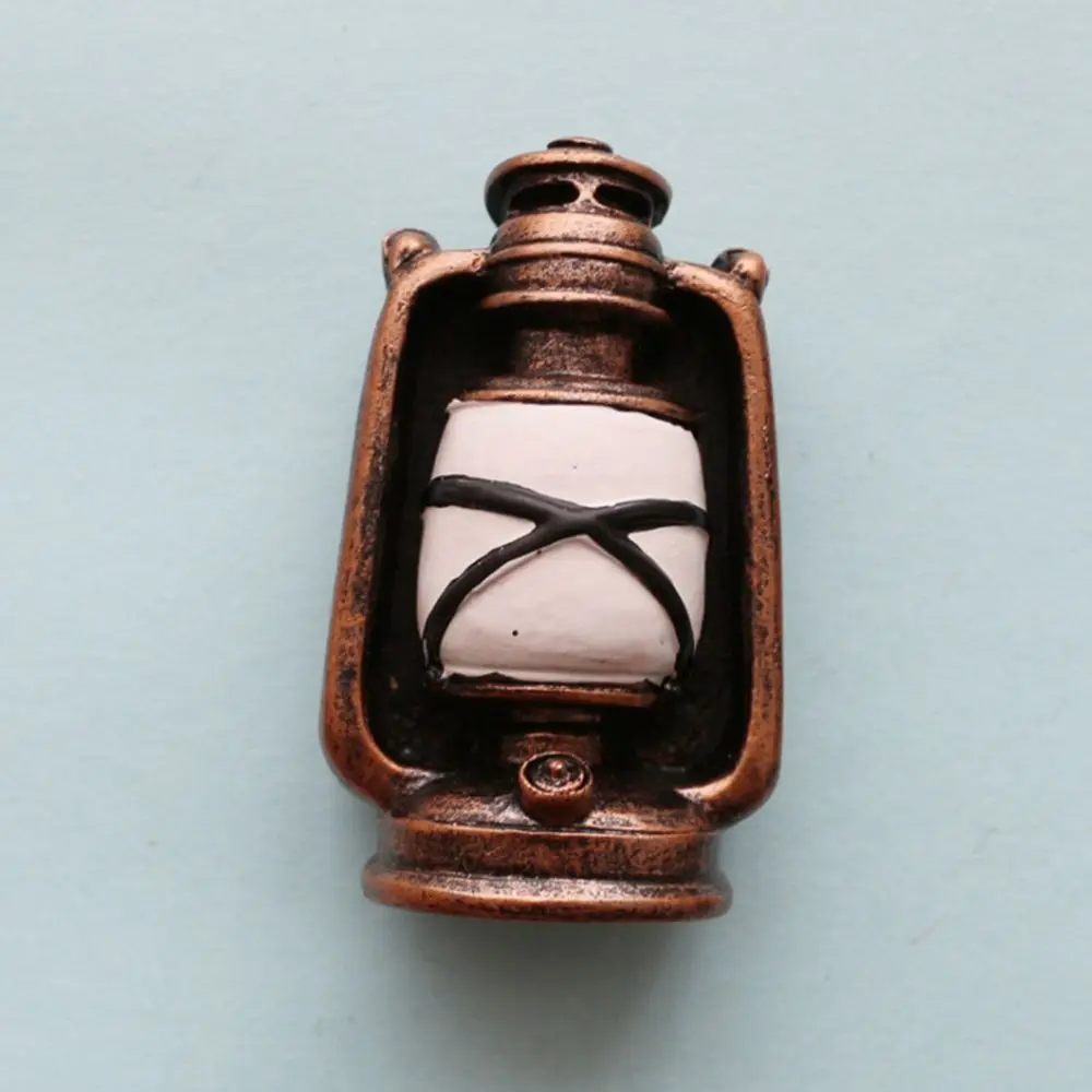 

Магниты на холодильник с надписями: швейная машинка, фонограф, сувенир, сообщение, пост