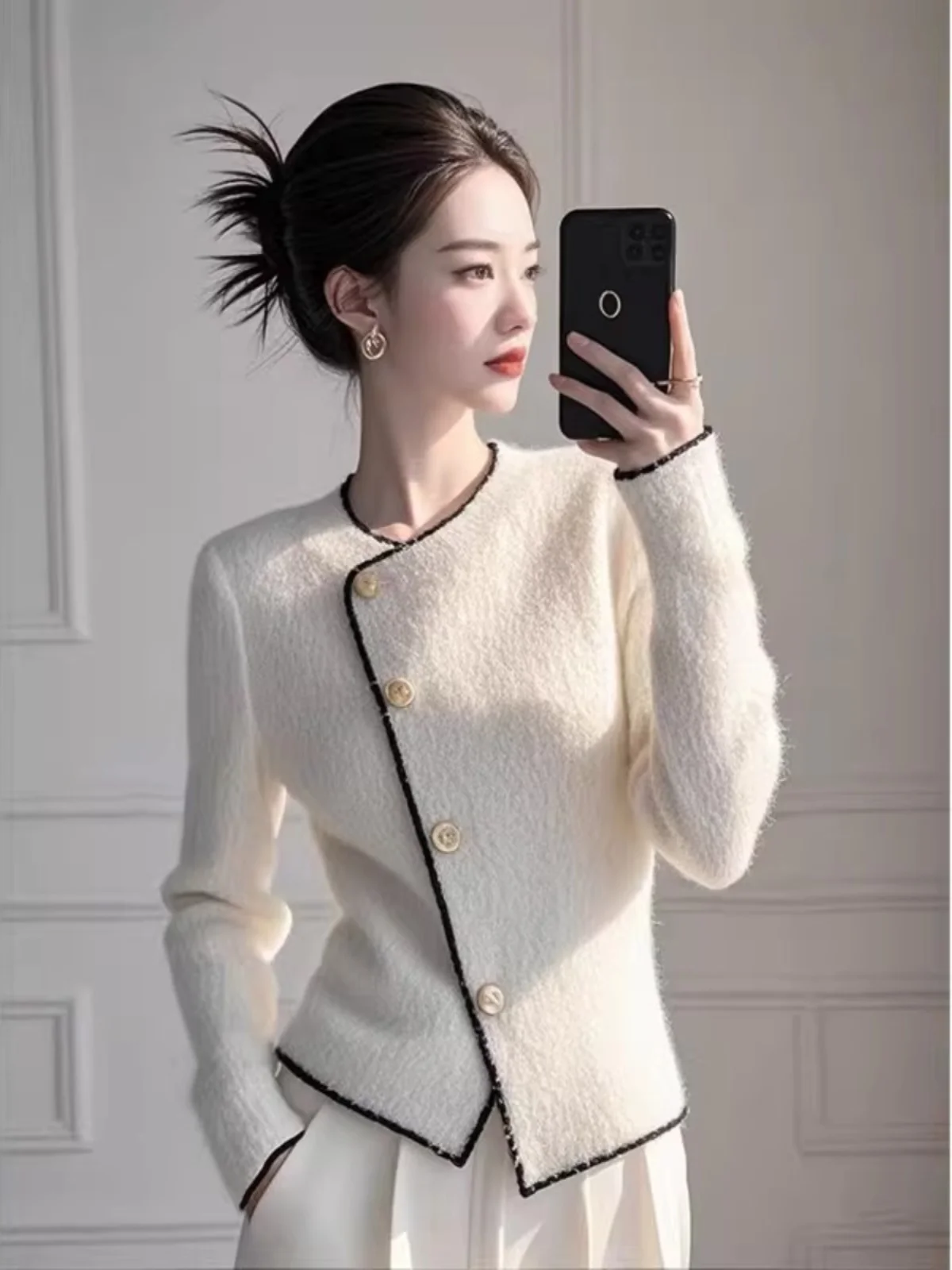 

Chic Soft Cozy Korean Style Women's Knitted Sweater Jacket Long Sleeve Spring Autumn Fashionable Casual Polyester Fiber