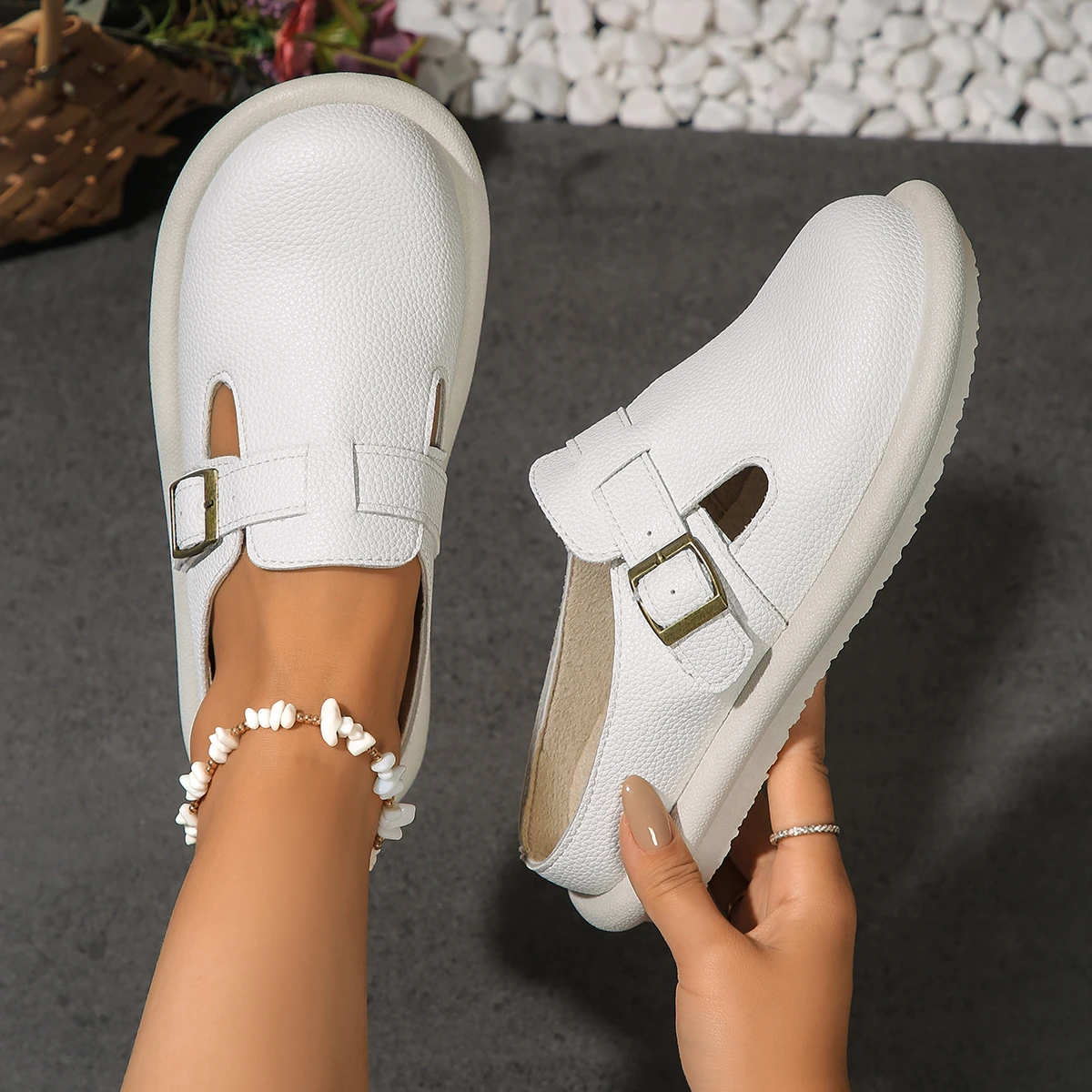 Women Sneakers New Casual Round Toe Loafers Shoes for Women Summer Spring Retro Slip on Leisure Sneakers Women Zapatos De Mujer