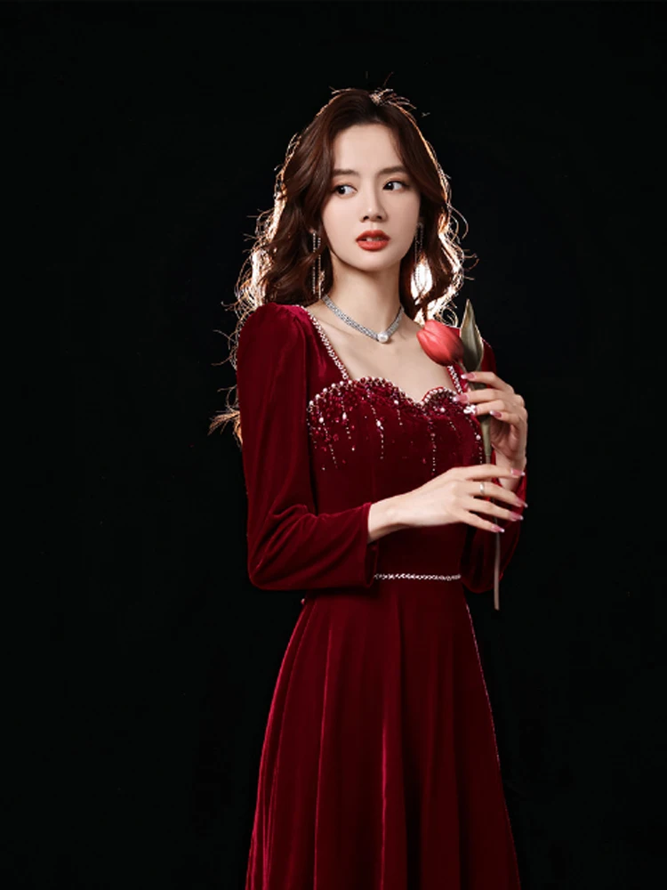 

French Style Wine Red Women's Evening Dresses Velour Square Collar Long Sleeve Beaded Diamonds Floor Length Wedding Party Gown