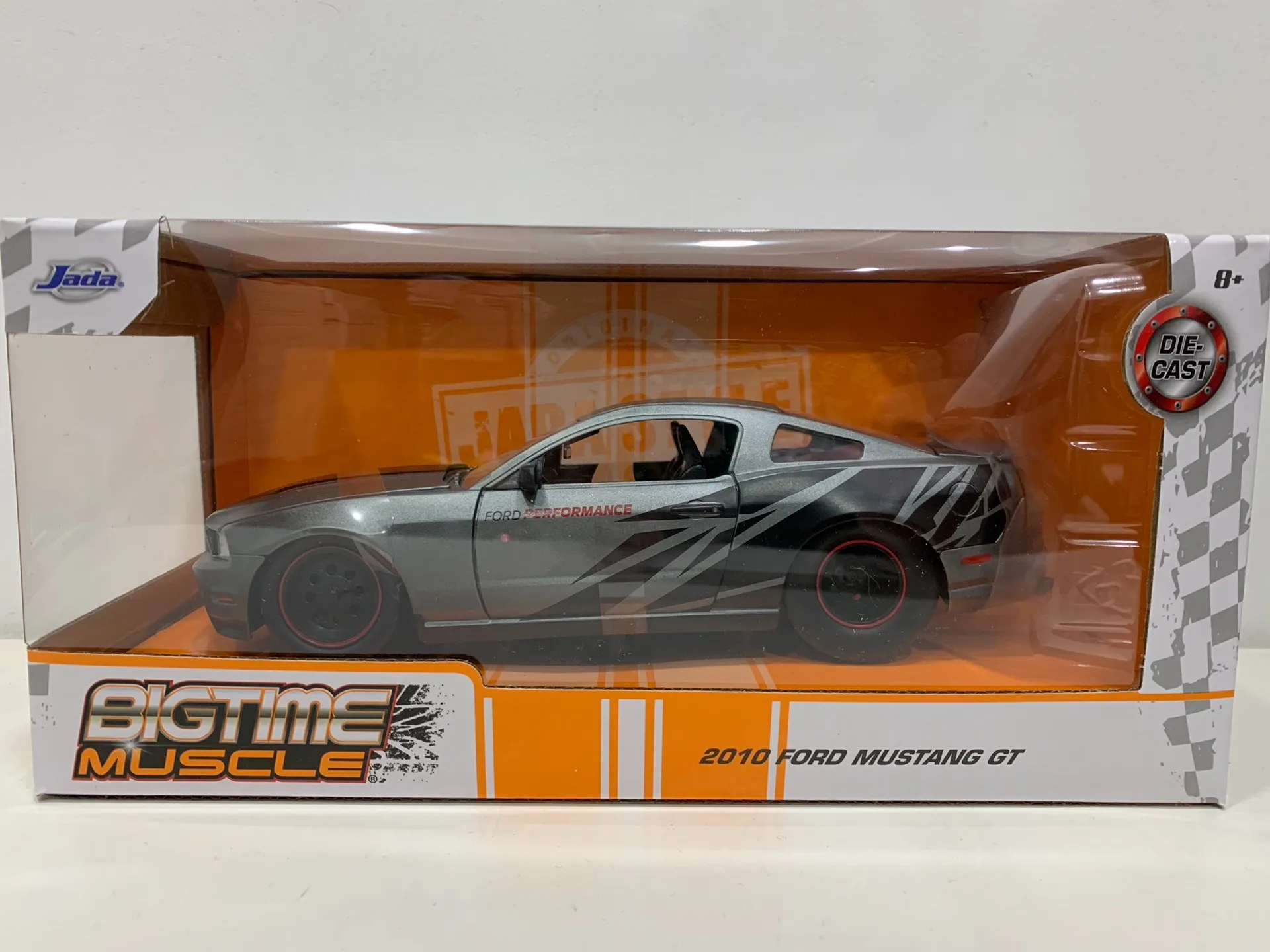 

Литая под давлением Jiada масштаб 1/24 Ford 2010 Mustang JDM модель автомобиля Коллекционная игрушка в подарок сувенир дисплей орнамент