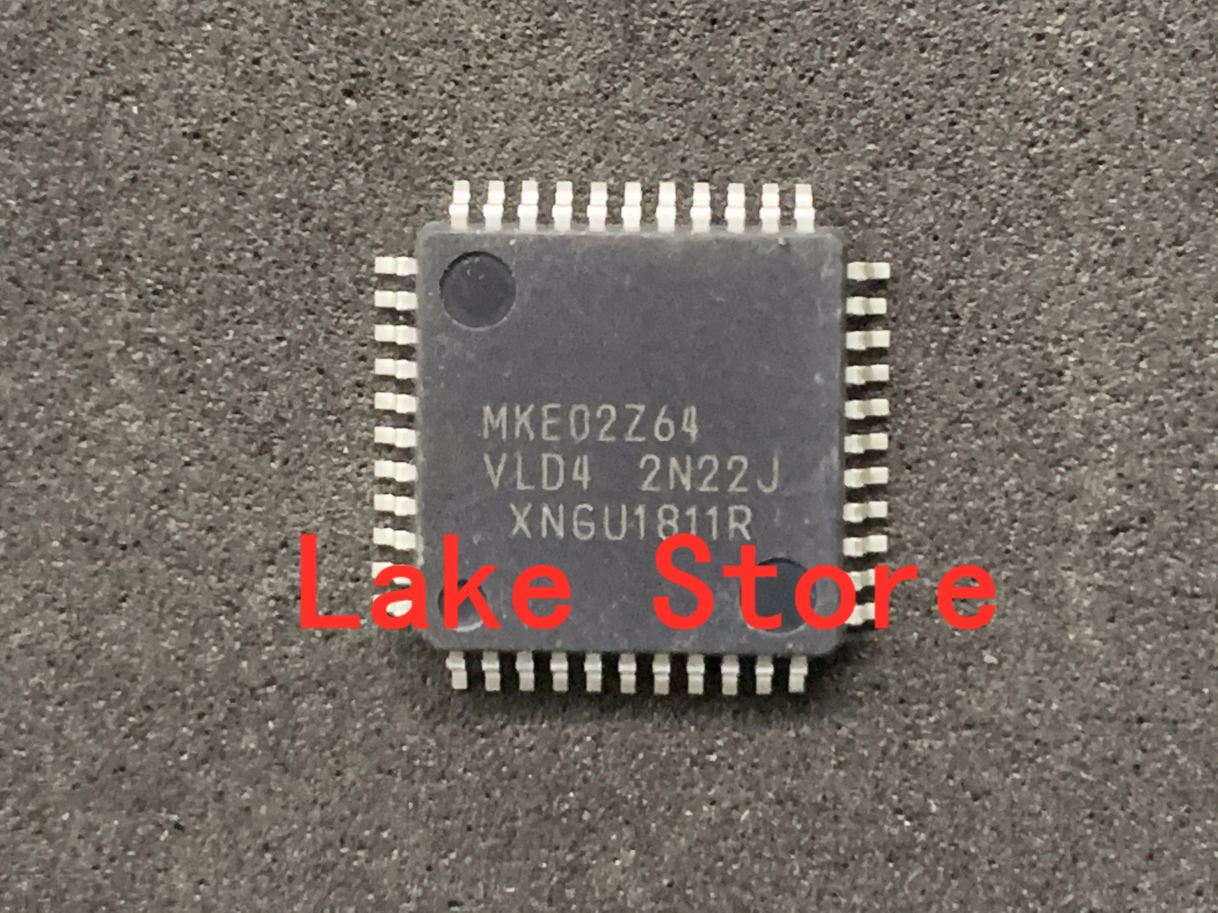 Cc1-5 unids/lote MKE02Z64VLD4 MKE02Z64 QFP44 MKE02 MKE02Z64VLD4R