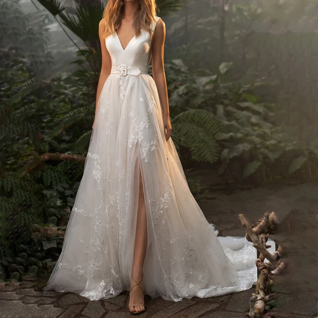 

Simple Garden A Line Wedding Dresses Empire Waist Sash V-Neck Open Back Side Slit Sexy Country Bridal Gown Court Train Lace And